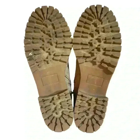 Madden Girl Lace Up Tan Boots with Fur Trim Size 7 - Picture 5 of 7